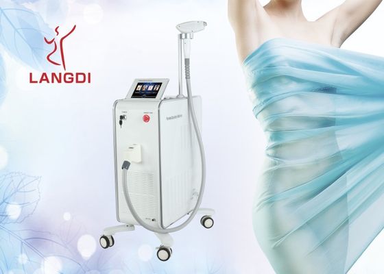 4 máquina del retiro del pelo del laser del diodo de los sistemas de enfriamiento 808nm para la clínica médica